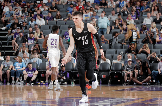 凭借在阿根 凭借在阿根