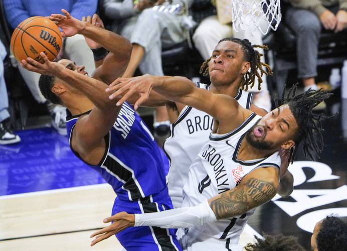 一面折射 一面折射