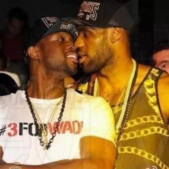 肋部接应 肋部接应